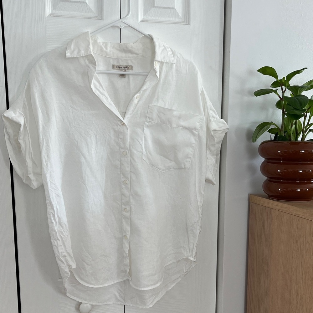 Banana Republic White 100% Linen Button Down Short Sleeve Shirt